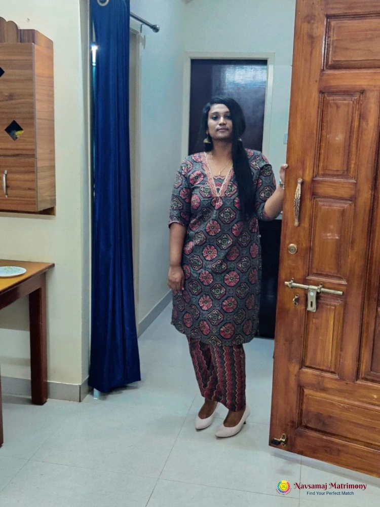 Sushmitha Suresh View 3 Profile Image - Navsamaj Matrimony