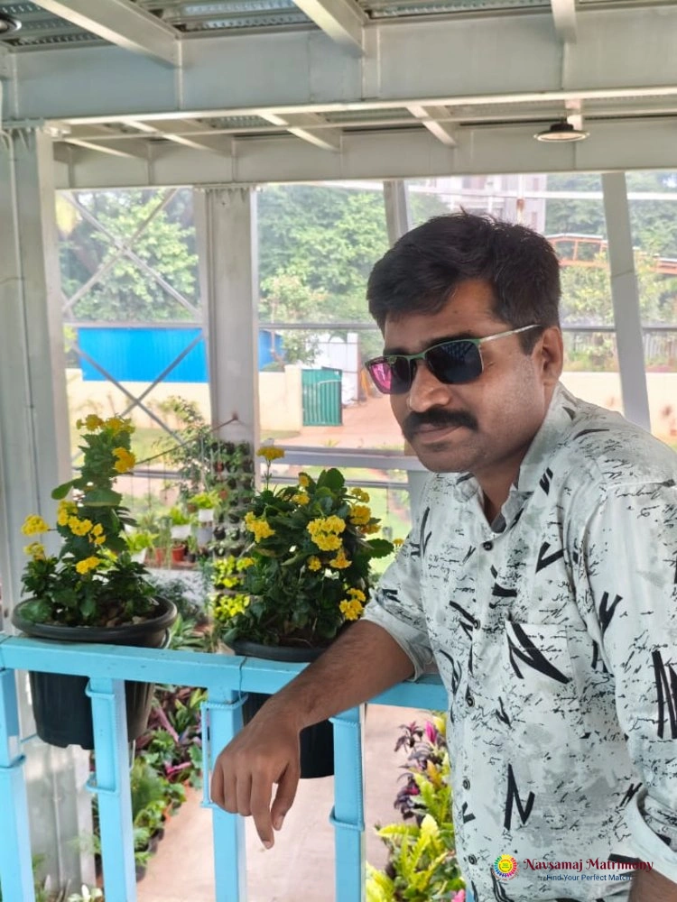 Arun Chakkravarthy V View 3 Profile Image - Navsamaj Matrimony