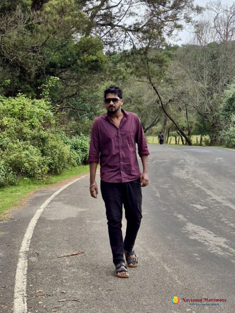 Monish Sivaraman View 4 Profile Image - Navsamaj Matrimony