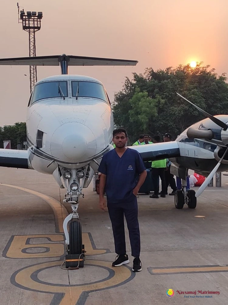 Vasanth Kumaresan View 2 Profile Image - Navsamaj Matrimony