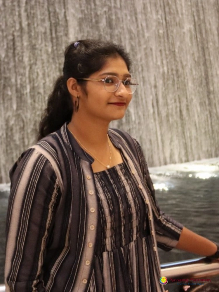 Aishwarya Rajasekaren Profile Image - Navsamaj Matrimony