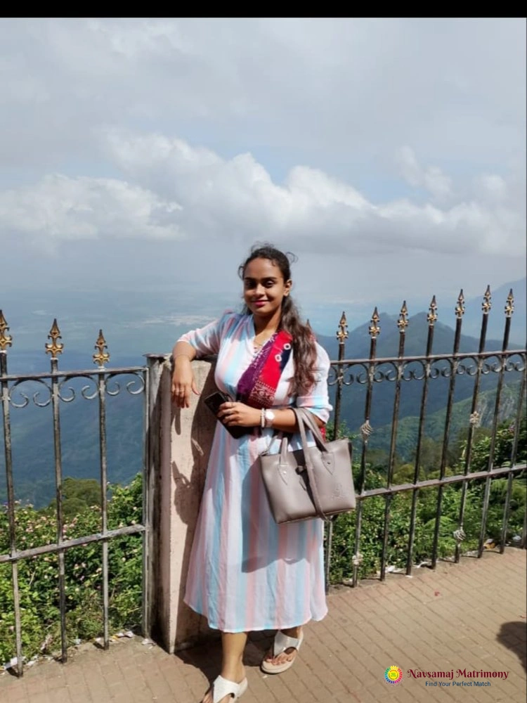 Preetha Thanigai View 2 Profile Image - Navsamaj Matrimony