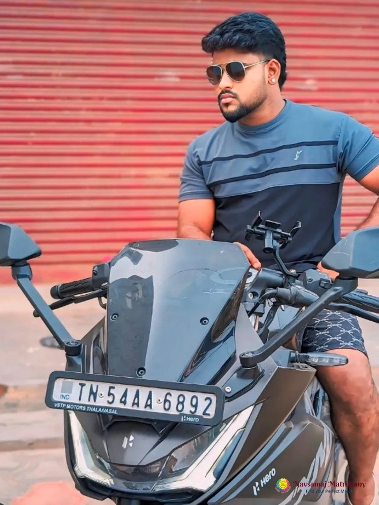 Jeeva B View 3 Profile Image - Navsamaj Matrimony