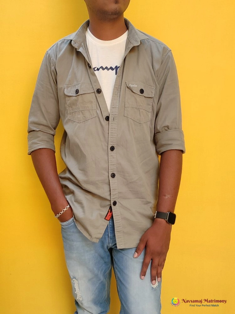 Vijay T View 3 Profile Image - Navsamaj Matrimony