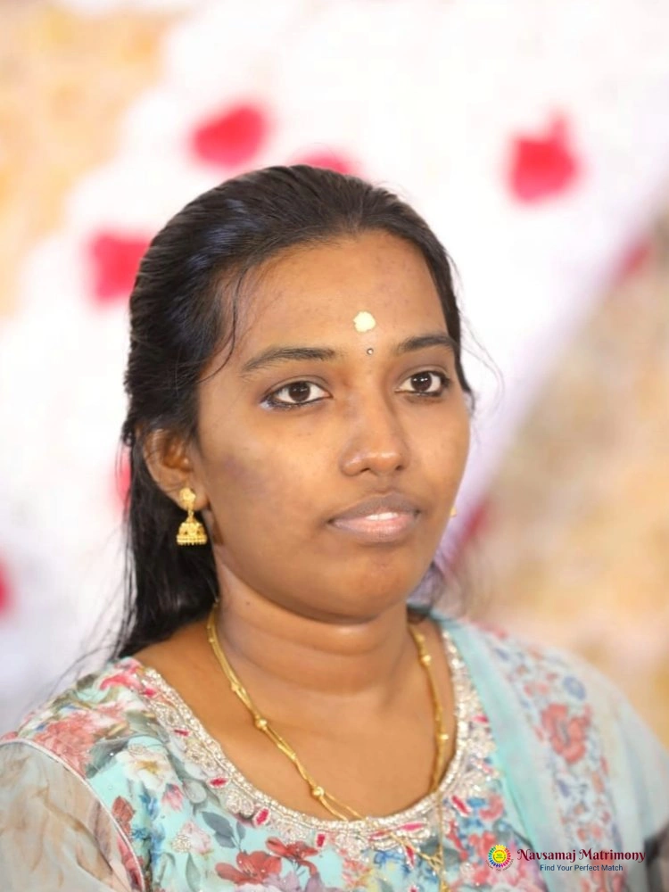 Parvathi M Profile Image - Navsamaj Matrimony