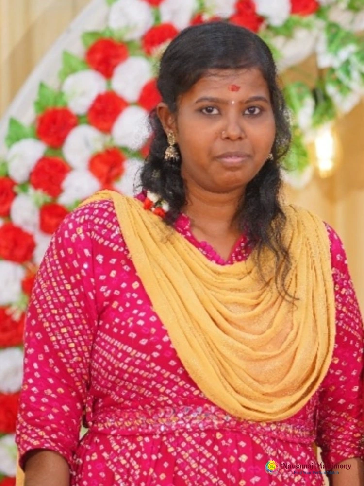 Sasikala M View 2 Profile Image - Navsamaj Matrimony