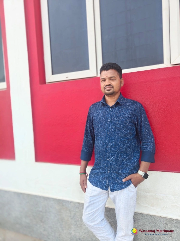 Kathiresan Ponnusami View 2 Profile Image - Navsamaj Matrimony