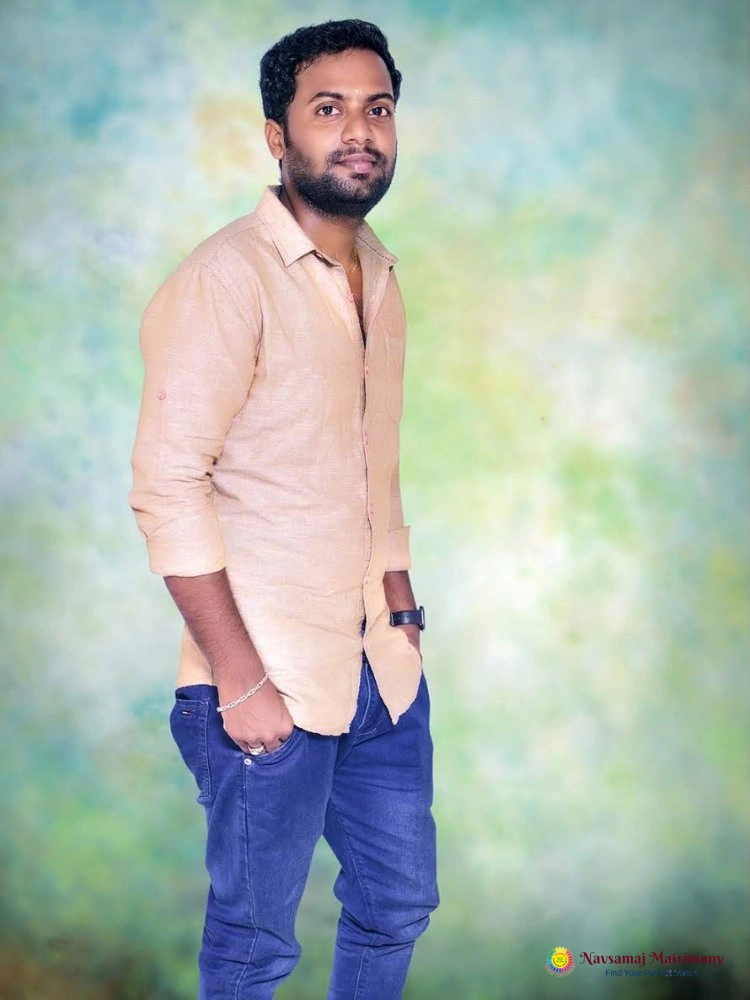Yogendran D View 2 Profile Image - Navsamaj Matrimony