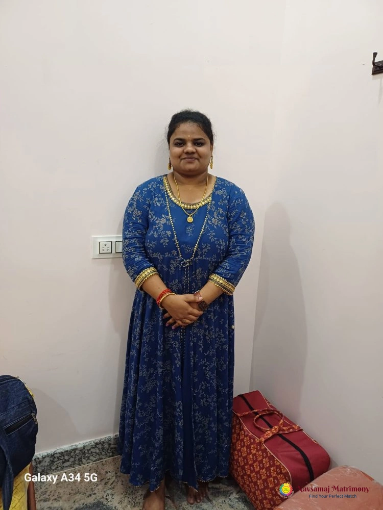 Harini Kailasam View 2 Profile Image - Navsamaj Matrimony